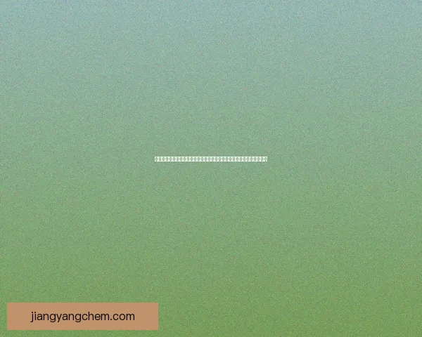 女子身无分文欲扒火车回家遭执法人员拦阻情急之下欲强行上车引发关注